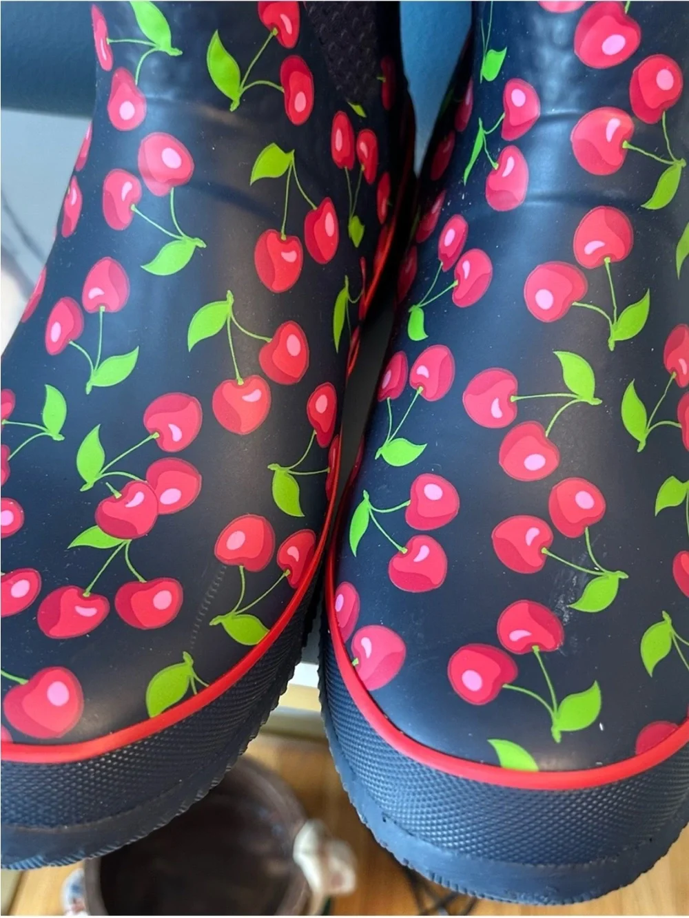 🍒Western Chief Cherry Print Boots